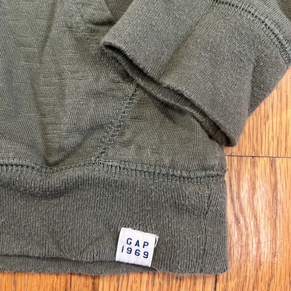 Gap Boys Olive Green Striped Light Weight Hoodie - Picture 5 of 10